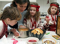 Випікання паски в Українських традиціях